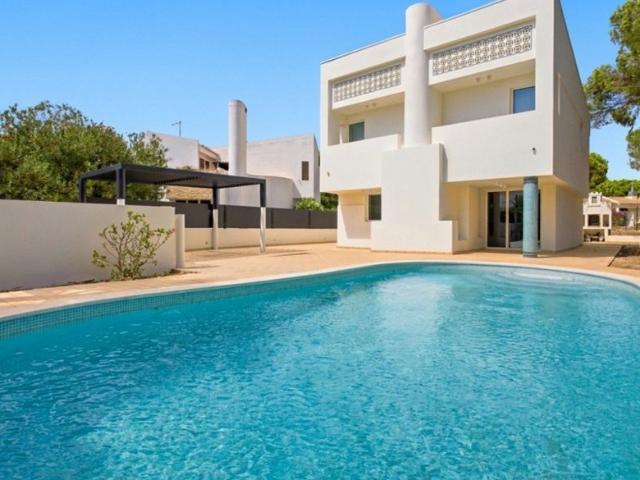 Casa venda em Quarteira, Loulé