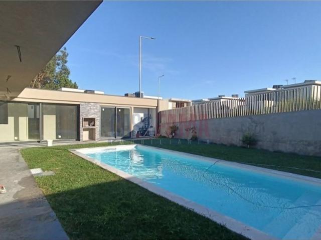 Casa venda em Vila Verde, Cruz