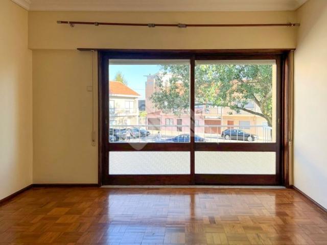 Casa venda em Porto, Lordelo Do Ouro