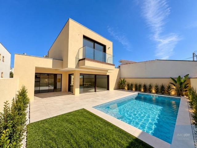 Casa venda em São Félix da Marinha, Vila Nova de Gaia