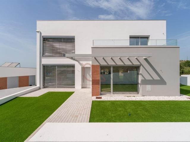 Casa venda em Batalha, Leiria