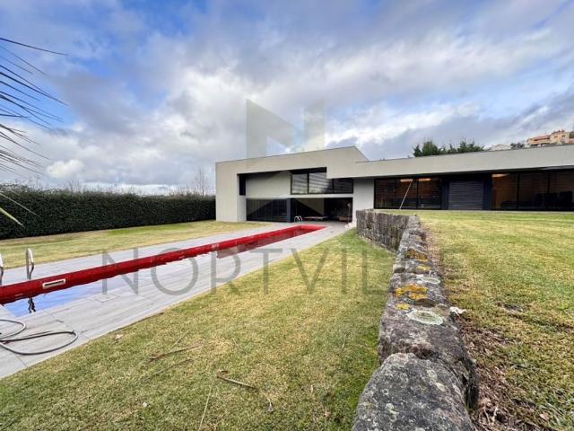 Casa venda em Burgães, Santo Tirso