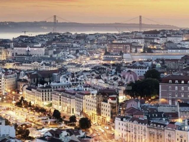 Casa venda em Avenidas Novas, Lisboa