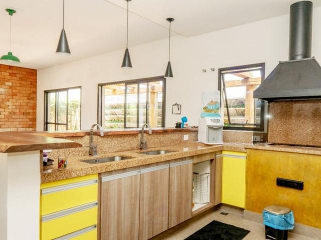 Casa venda em Região Imediata de Taubaté-Pindamonhangaba, Região Metropolitana do Vale do Paraíba e Litoral Norte