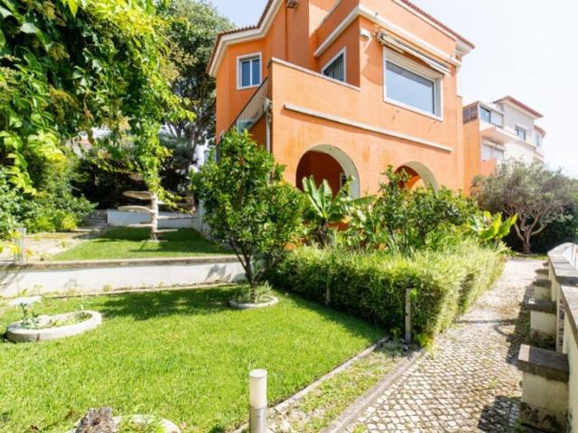 Casa venda em Núcleo Urbano Histórico de Algés, Oeiras