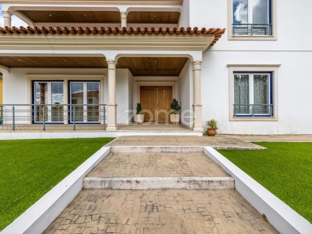 Casa venda em Milagres, Leiria
