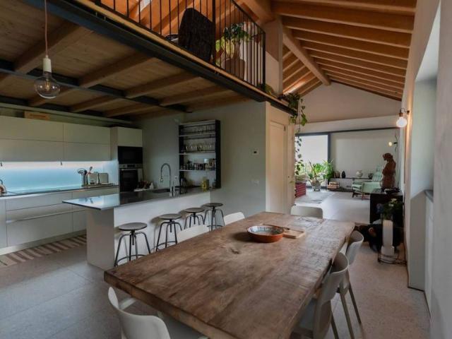 Villa Indipendente in vendita a Chiaro, Colico