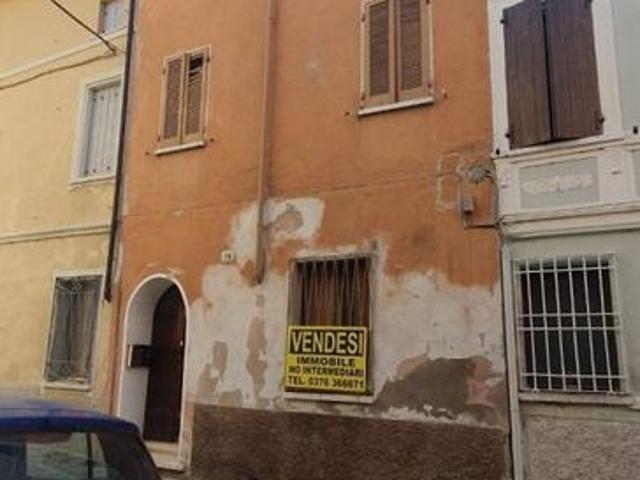 Villa Indipendente in vendita a Fiera-Catena, San Giorgio Di Mantova
