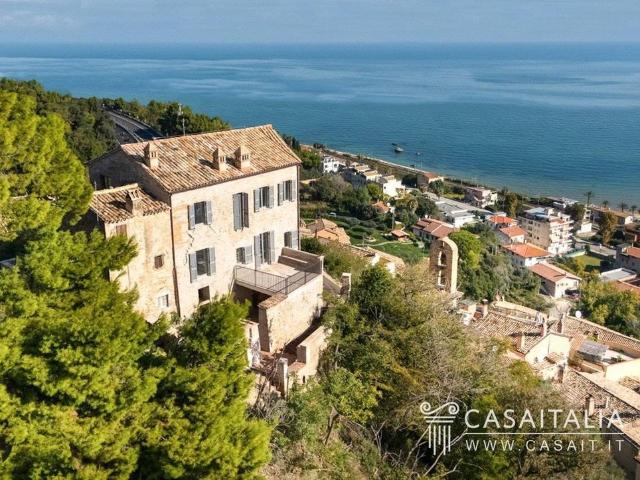 Villa Indipendente in vendita a Marche, Ascoli Piceno