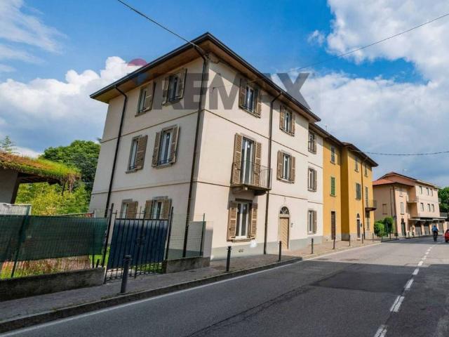 Villa Indipendente in vendita a Prezzate, Mapello