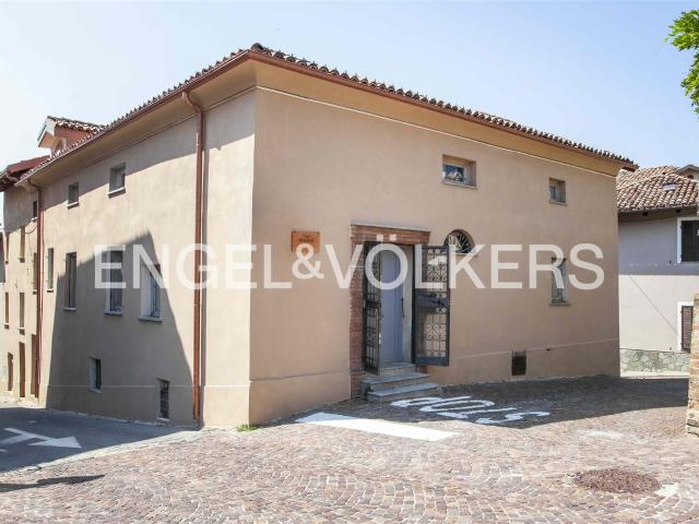 Casa in vendita a Bricchetto, Neive