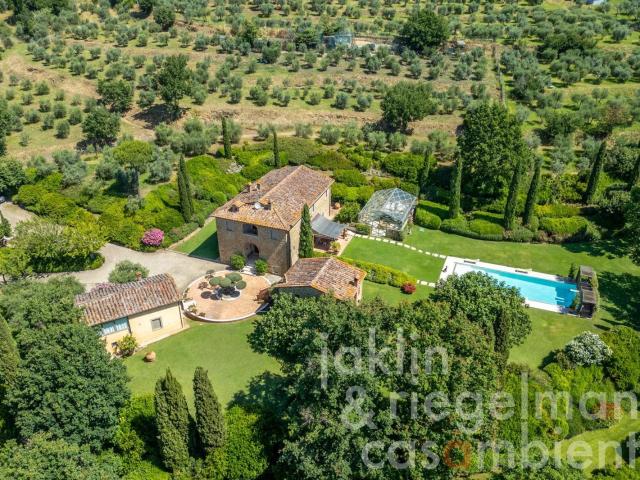 Casa in vendita a Palazzo Del Pero, Toscana