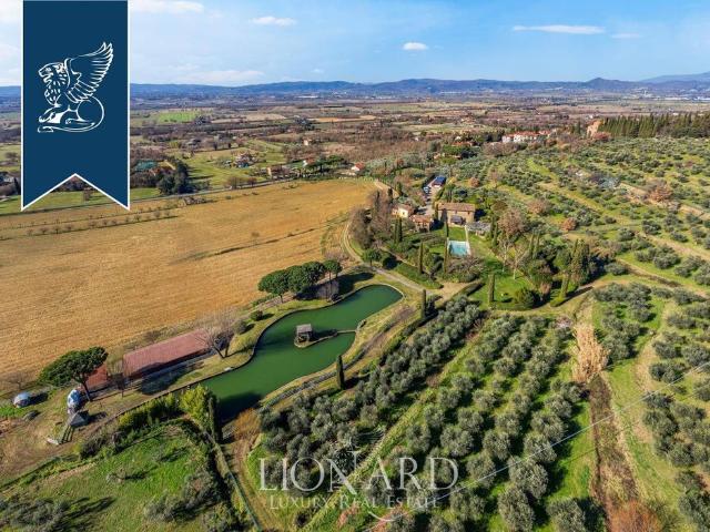 Villa Indipendente in vendita a Madonna di Mezzastrada, Arezzo