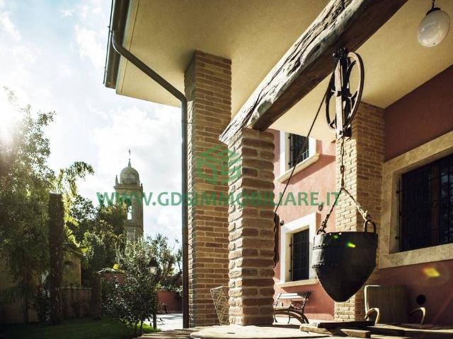 Villa Indipendente in vendita a Marche, Ascoli Piceno