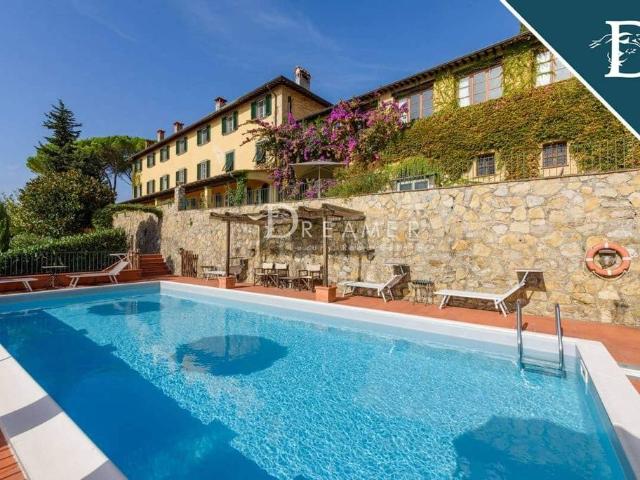 Villa Indipendente in vendita a Bagni Di Lucca Ponte, Toscana