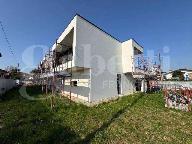 Villa Indipendente in vendita a Treville, Castelfranco Veneto