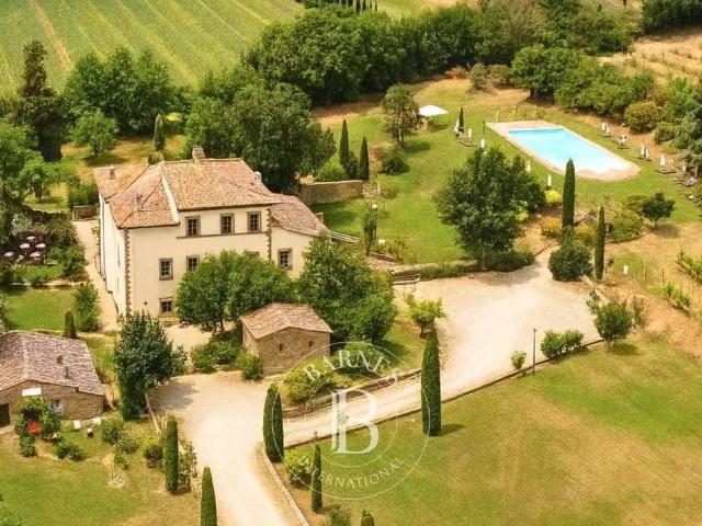 Villa Indipendente in vendita a Tavarnelle-Sant'Eusebio, Cortona