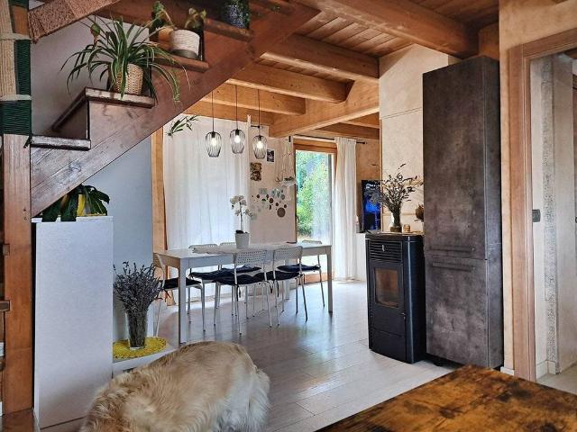 Villa Indipendente in vendita a Saint Pierre, Aosta