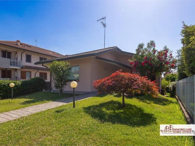 Villa Indipendente in vendita a Cascina Croce, Cornaredo