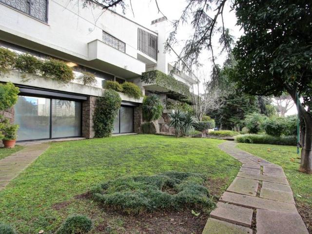 Villa Indipendente in vendita a Municipio Roma IX, Roma Capitale