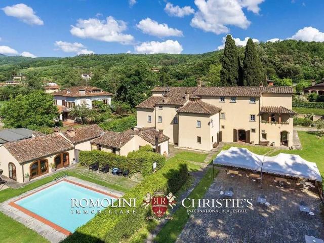 Villa Indipendente in vendita a Subbiano, Toscana