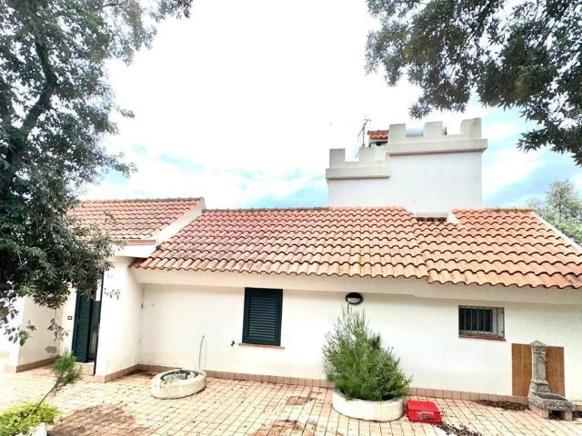 Villa Indipendente in vendita a Alghero, Sardigna/Sardegna