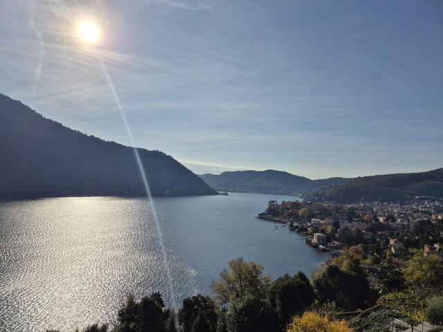 Villa Indipendente in vendita a Cernobbio, Lombardia