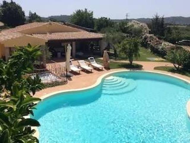 Villa Schiera in vendita a Porto San Paolo