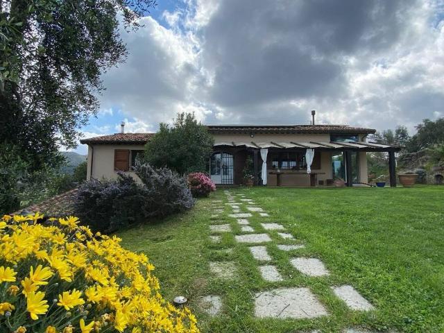 Villa Indipendente in vendita a Bolgheri, Toscana