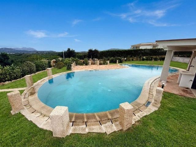 Villa Indipendente in vendita a Lido del Sole, San Pantaleo