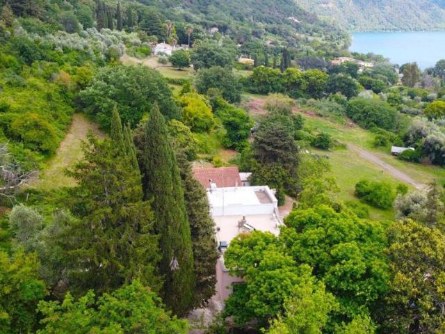 Villa Indipendente in vendita a Roma Capitale, Lazio