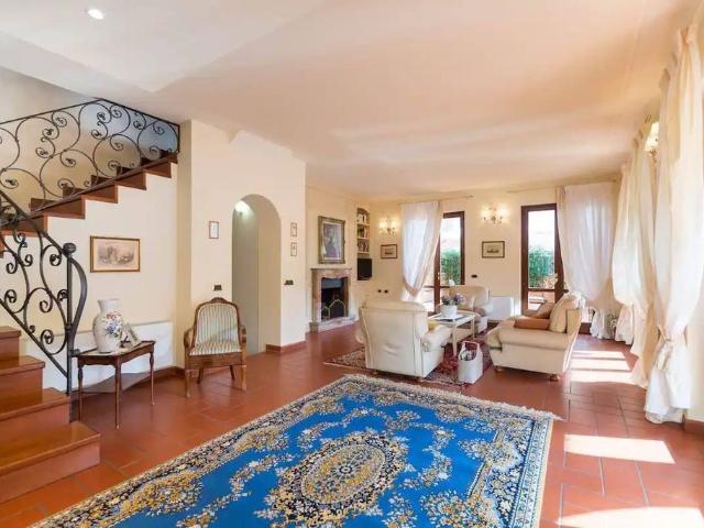 Villa Indipendente in vendita a Serravalle Pistoiese, Pistoia