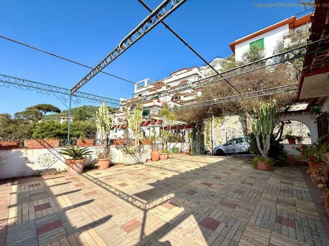Villa Indipendente in vendita a Massa Lubrense, Campania