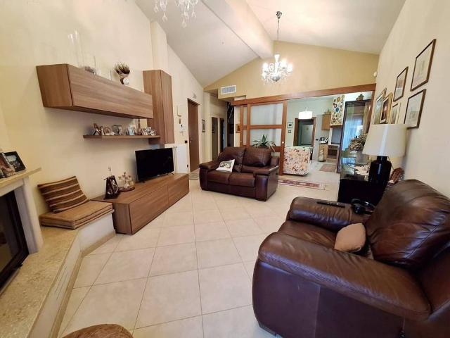 Villa Indipendente in vendita a Puglia, Bari