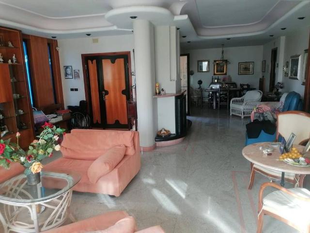 Villa Indipendente in vendita a Trecase, Campania