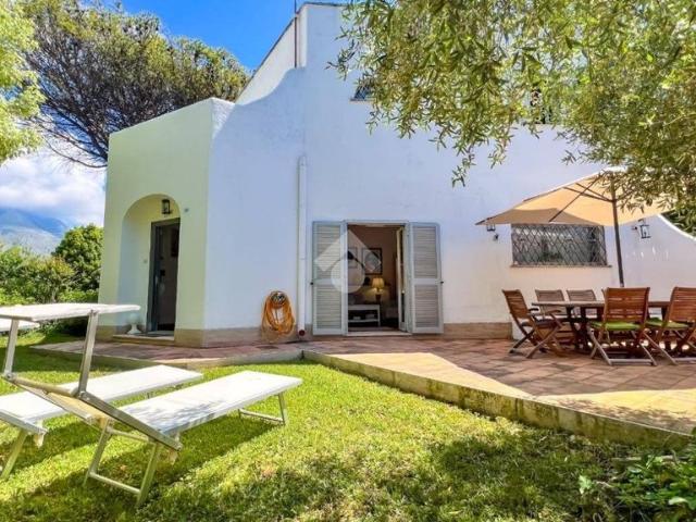 Villa Indipendente in vendita a Gianola, Formia