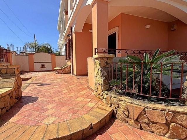 Villa Indipendente in vendita a Sant'Andrea, Quartu Sant'elena
