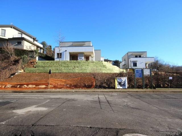 Villa Indipendente in vendita a Triuggio, Lombardia