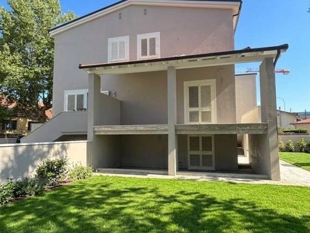Villa Indipendente in vendita a Marciana, Cascina