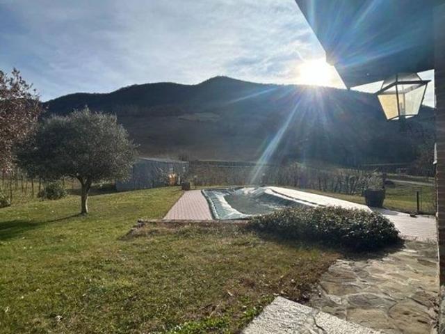 Villa Indipendente in vendita a Nibbiano, Reggio Emilia