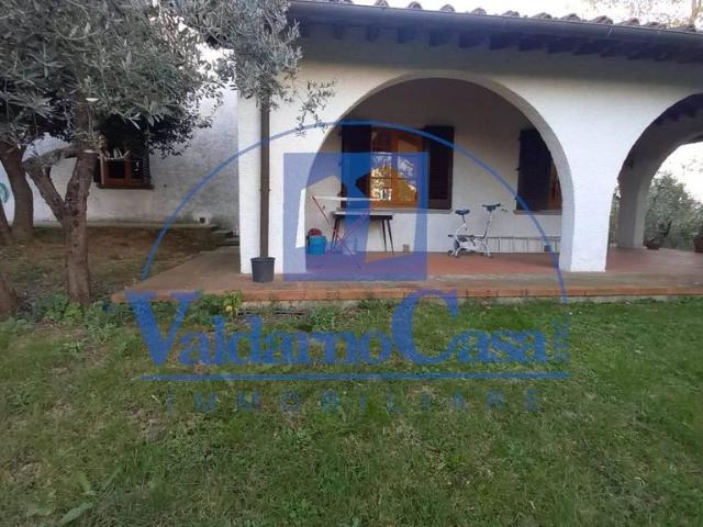 Villa Indipendente in vendita a Unione di Comuni Valdarno e Valdisieve, Reggello