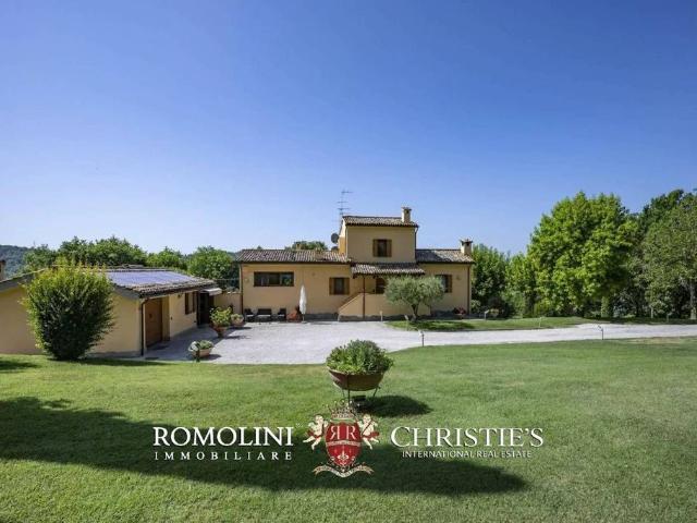 Villa Indipendente in vendita a San Leo Bastia, Umbria