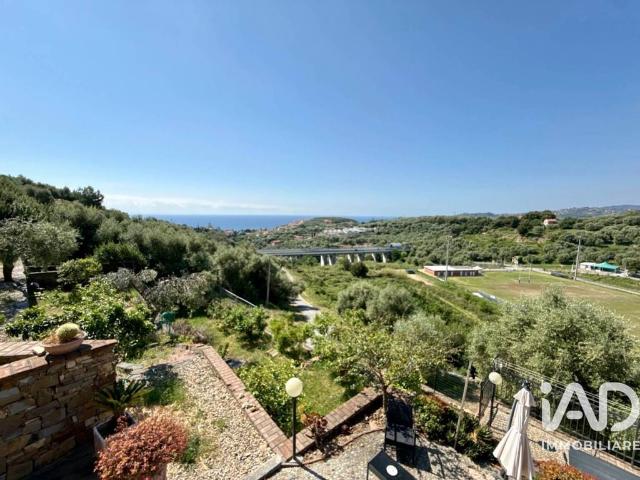 Villa Indipendente in vendita a Artallo, Imperia