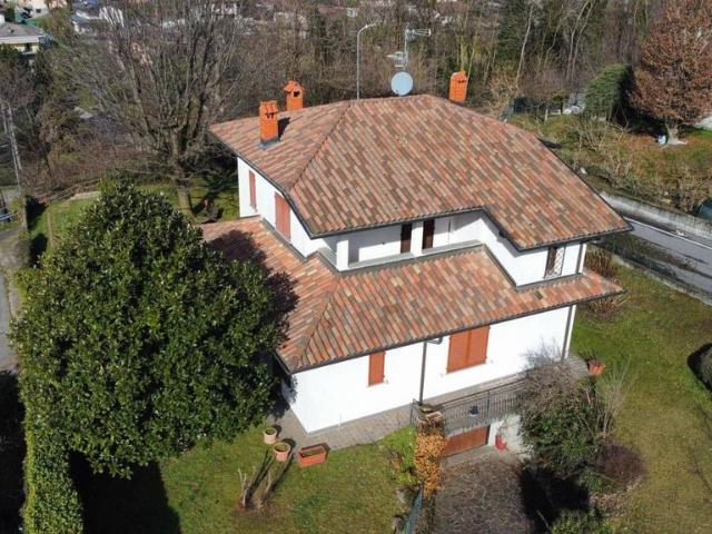 Villa Indipendente in vendita a Gironico Al Piano, Lombardia