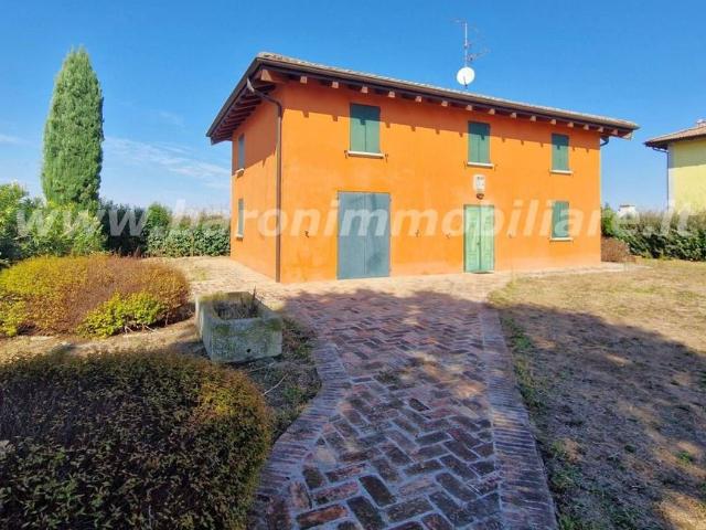 Villa Indipendente in vendita a Unione Terre d'Acqua, Anzola Dell'emilia