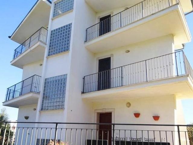 Villa Indipendente in vendita a Fregene, Roma Capitale