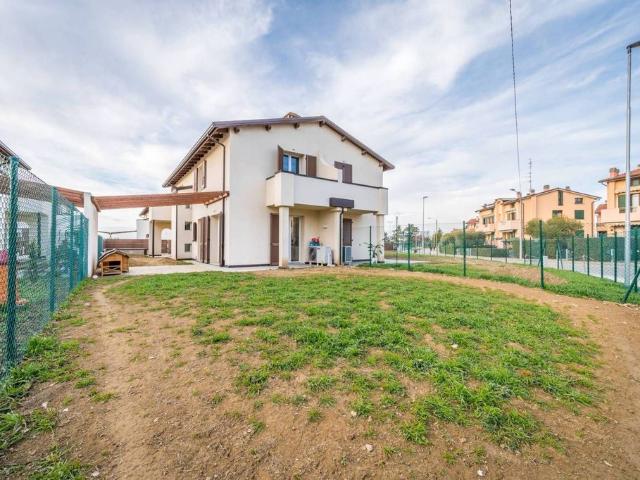 Villa Indipendente in vendita a Nuovo Circondario Imolese, Imola