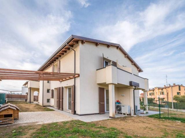 Villa Indipendente in vendita a Nuovo Circondario Imolese, Imola