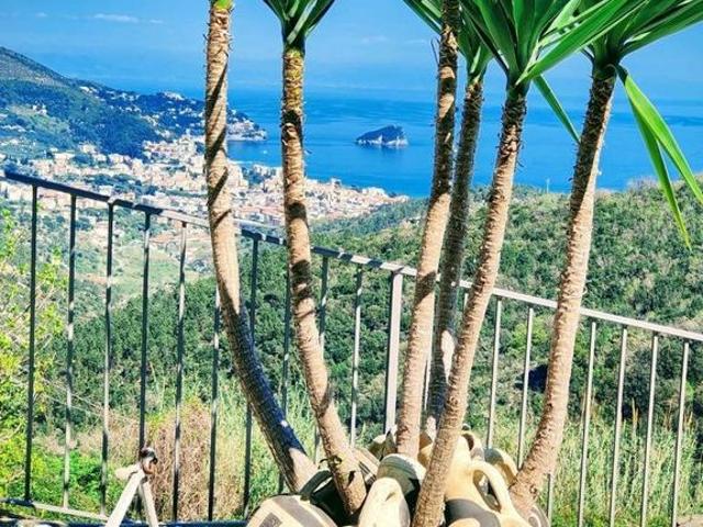 Villa Indipendente in vendita a Gandoglia, Noli