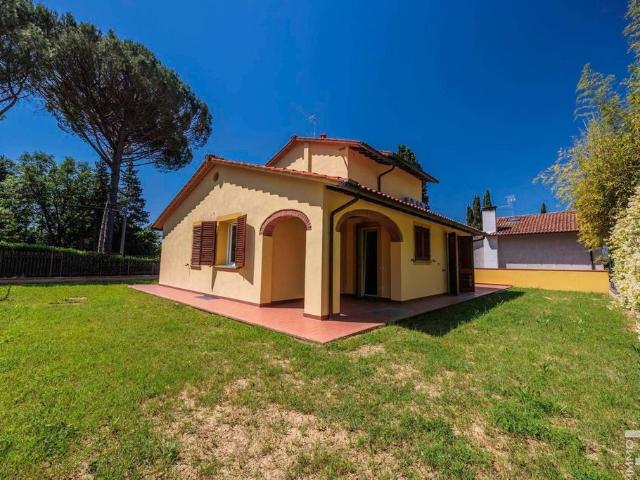 Villa Indipendente in vendita a Unione di Comuni Valdarno e Valdisieve, Reggello